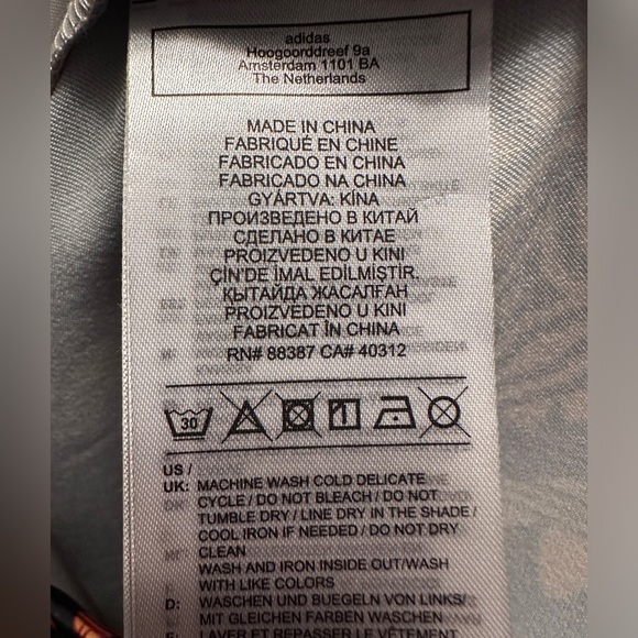 RARE❤️🔥Adidas x YARA SHAHIDI SATIN TRACK JACKET UNISEX Small - Picture 9 of 14